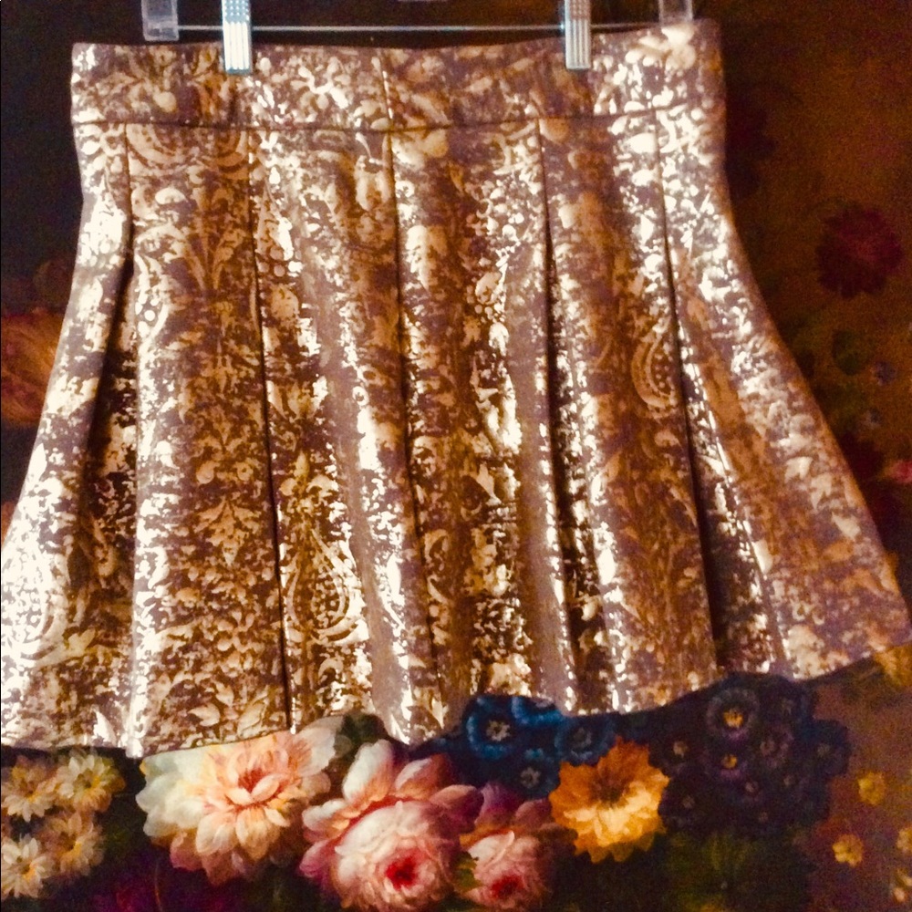 Metallic skirt